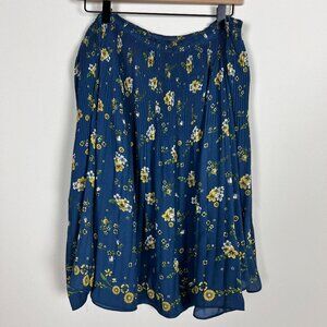 2/$30 Max Edition Skirt Size XL